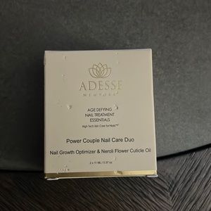 ADESSE NewYork - age defying nail treatment essentials